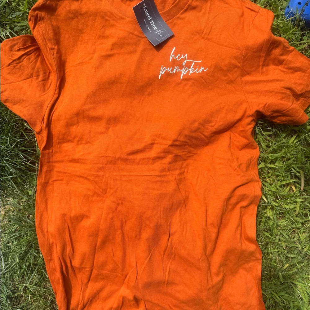 Hey Pumpkin Orange T-Shirt woman’s size large